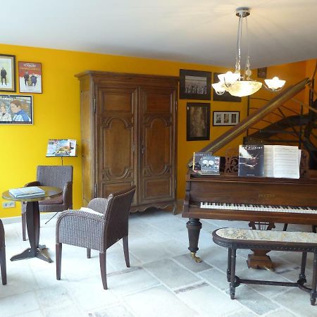 Le Piano Otel Biesles Dış mekan fotoğraf