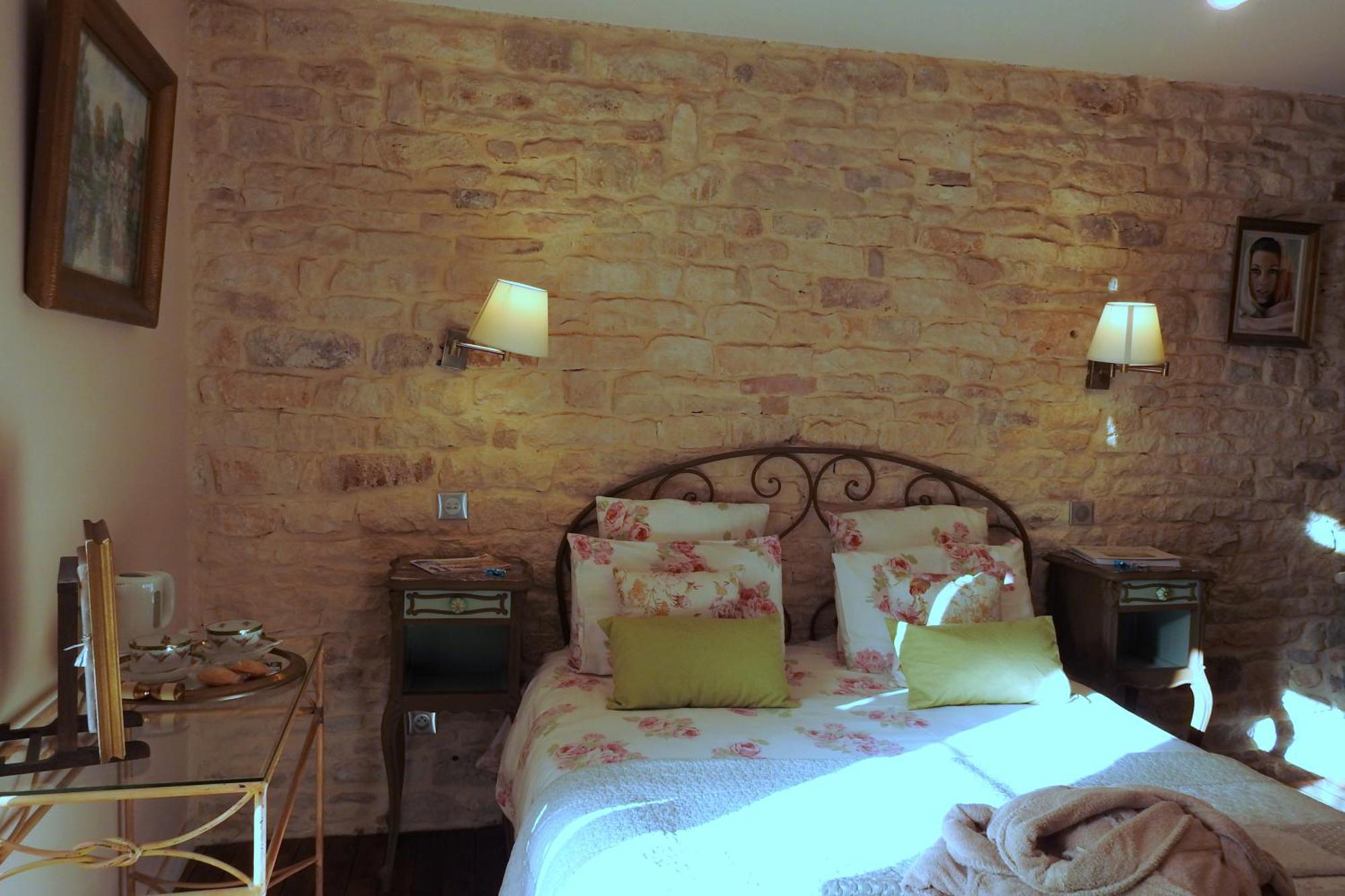 Le Piano Otel Biesles Dış mekan fotoğraf