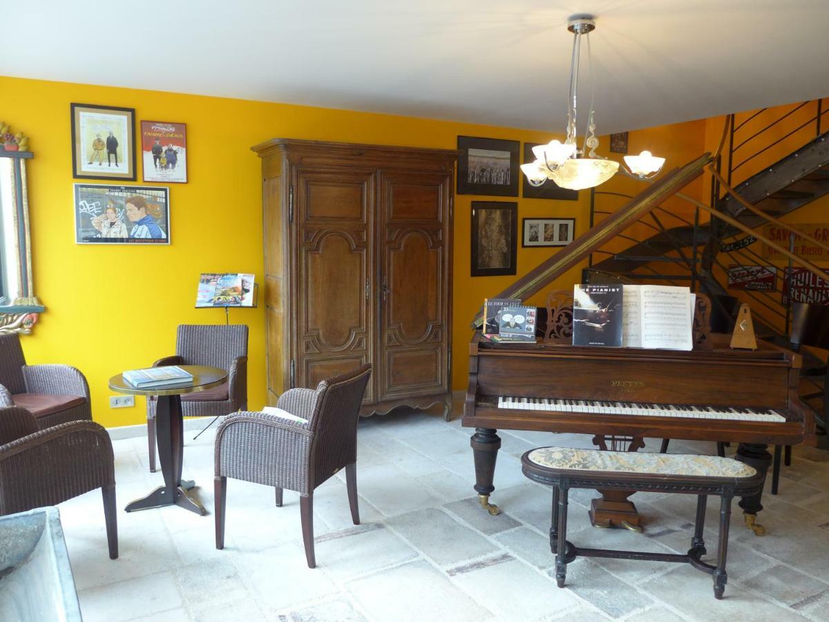 Le Piano Otel Biesles Dış mekan fotoğraf